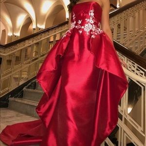 Sherri Hill prom dress